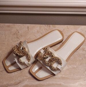 Women's Sandals White And Gold 39